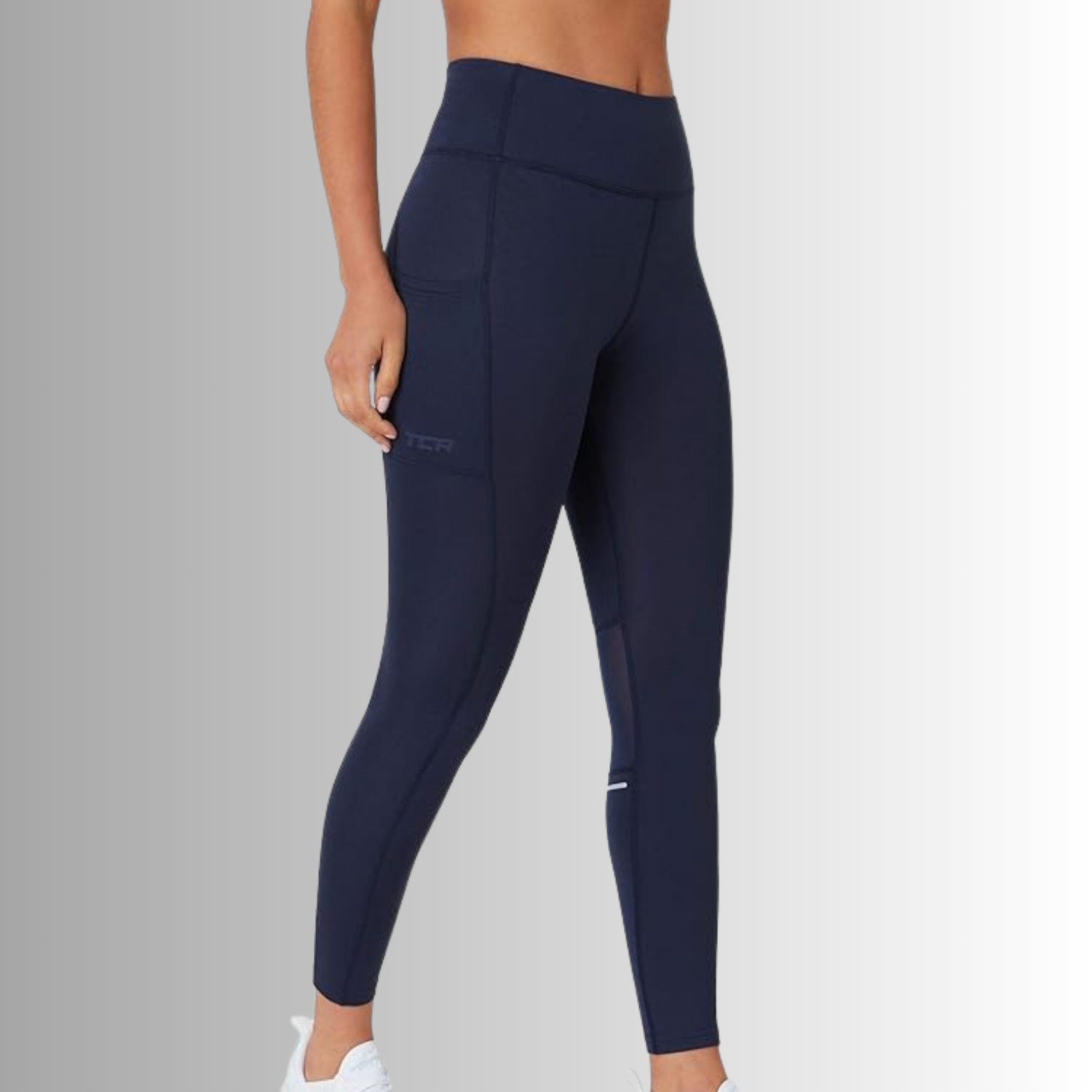 TCA SuperThermo Performance Leggings für Damen High Waist Blickdicht Sportleggings mit Handytasche, Laufhose für Yoga & Fitness Größe: S, M