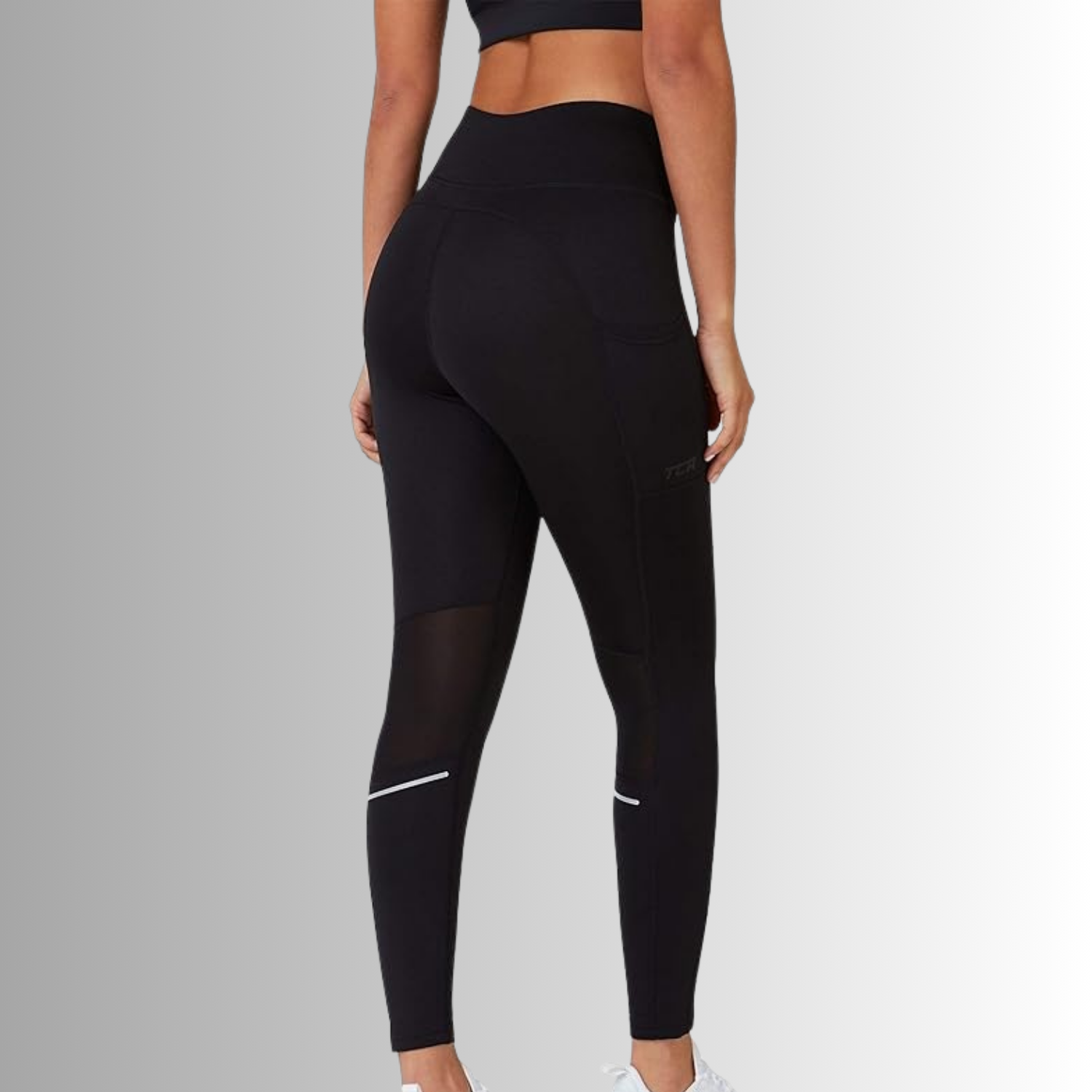 TCA SuperThermo Performance Leggings für Damen High Waist Blickdicht Sportleggings mit Handytasche, Laufhose für Yoga & Fitness Größe: S, M, L, XL