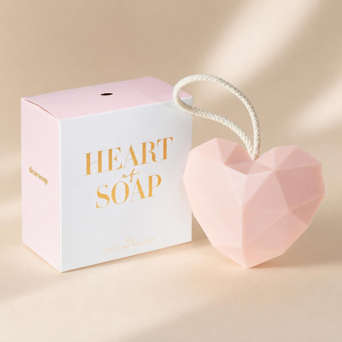 DEARSOAP Heart of Soap, große Herzseife mit Kordel, 180 g