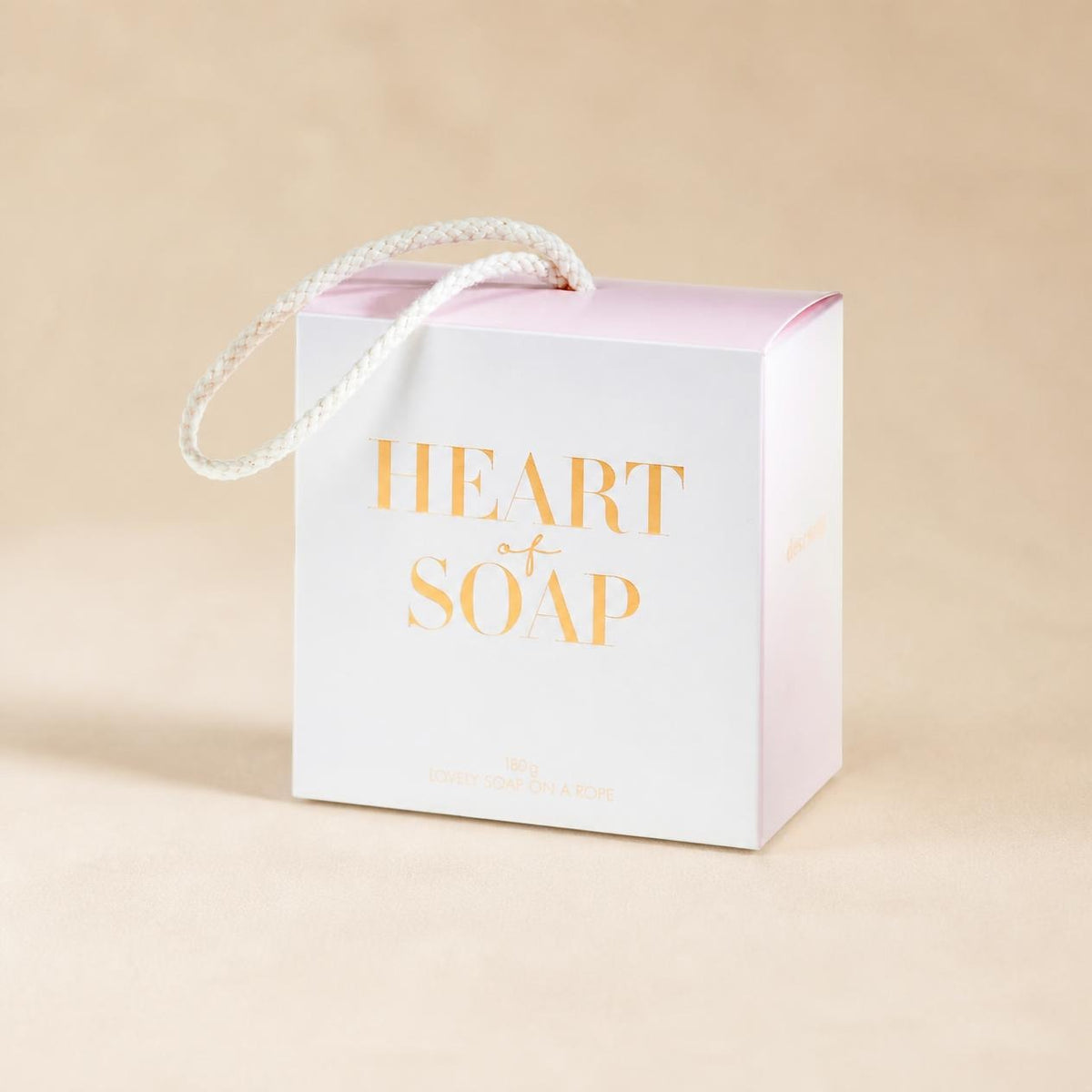 DEARSOAP Heart of Soap, große Herzseife mit Kordel, 180 g