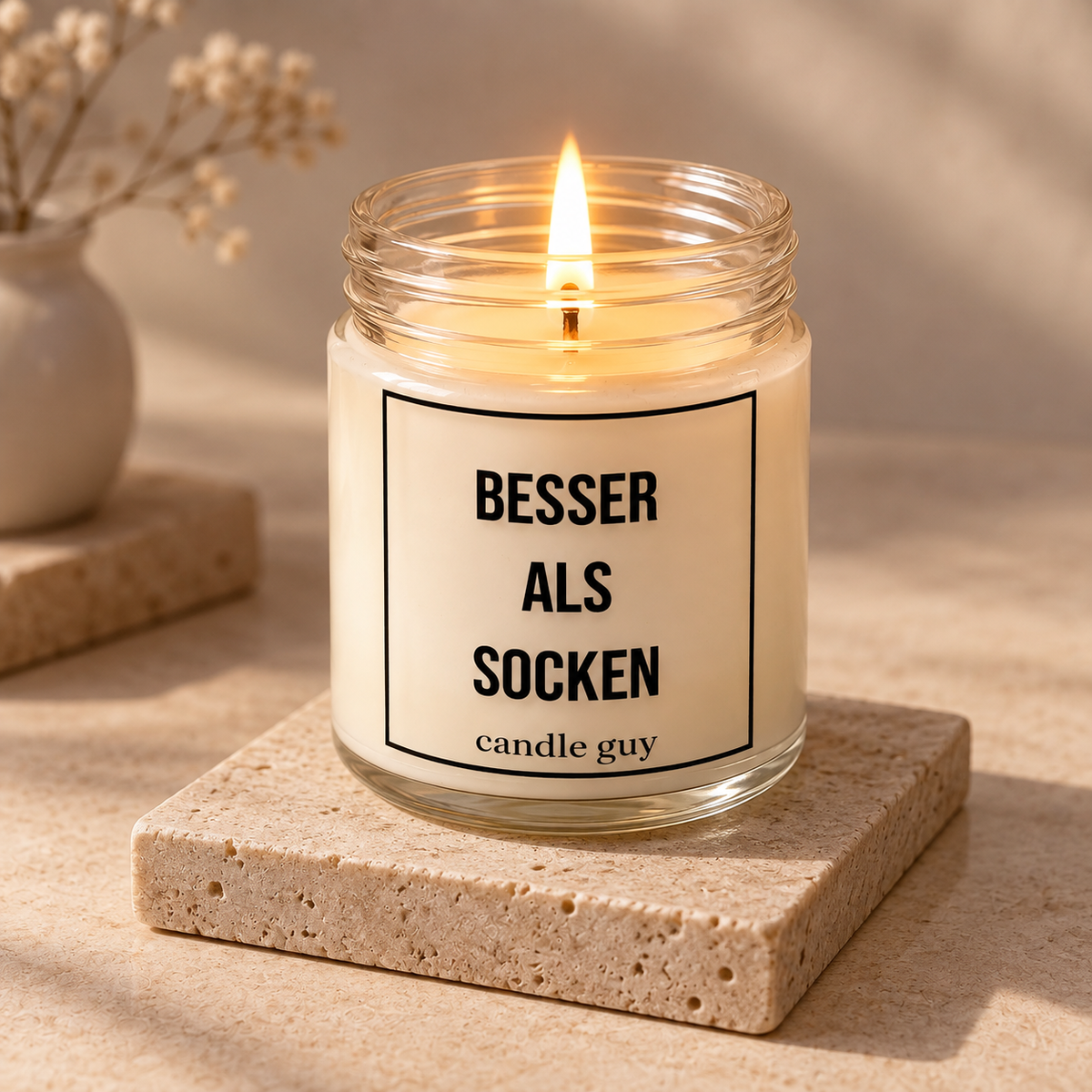 Kerze mit Spruch | Besser als Socken | Farbe Weiß