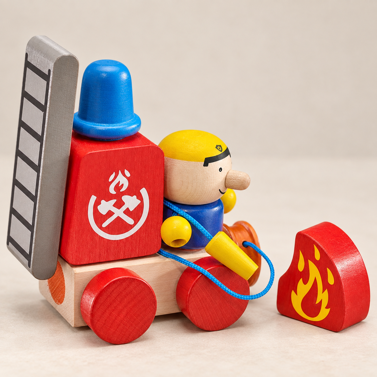 Selecta Klettini Feuerwehr  Holzspielzeug ab 18 Monaten