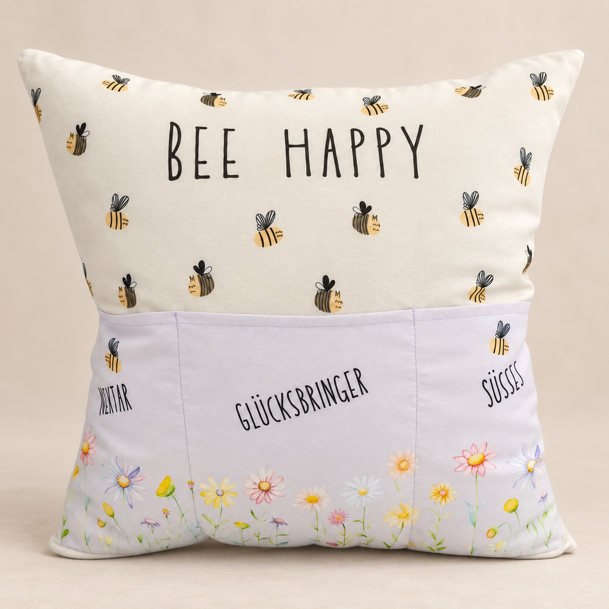 Dekokissen „Bee Happy“ mit praktischen Taschen