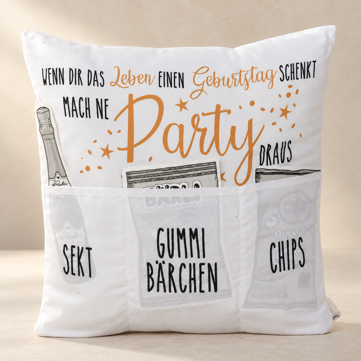 Partykissen zum Geburtstag mit praktischen Taschen