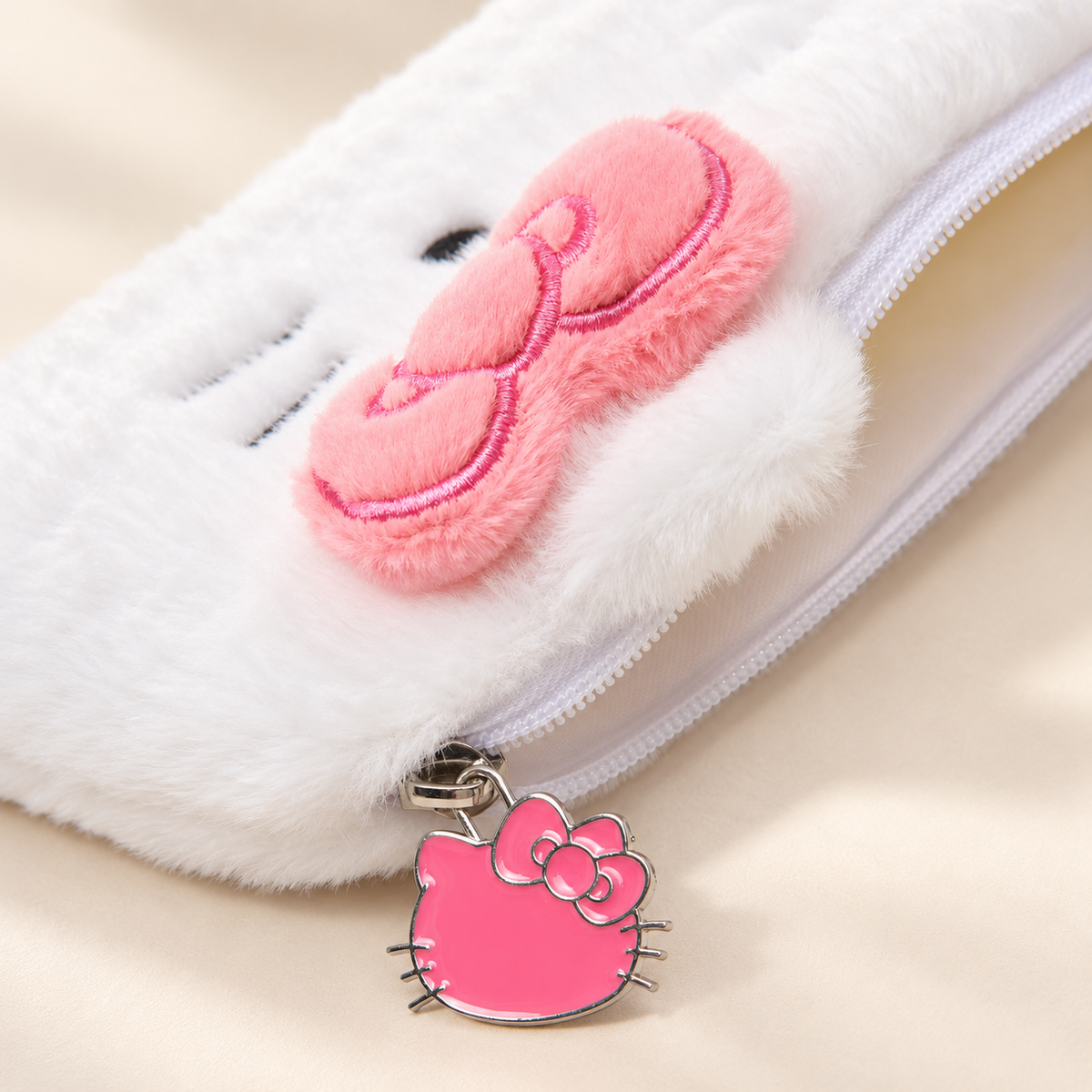 Hello Kitty Federtasche / Mäppchen mit 3D-Elementen –Weiß Puderrosa, 22 × 11 cm