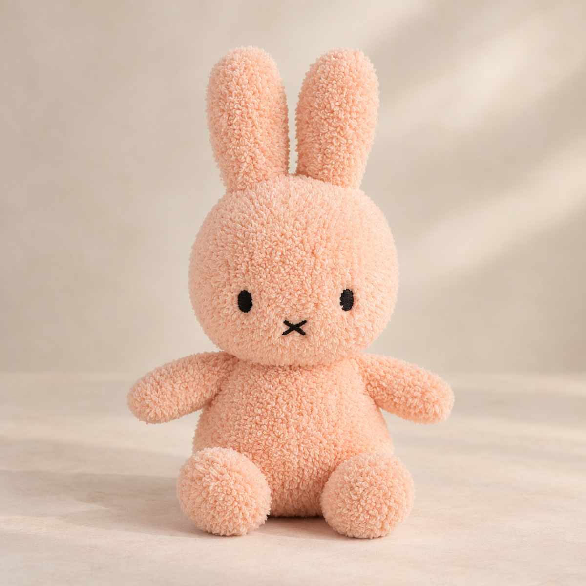 Miffy Terry Plüschfigur 23 cm Peach  Bon Ton Toys