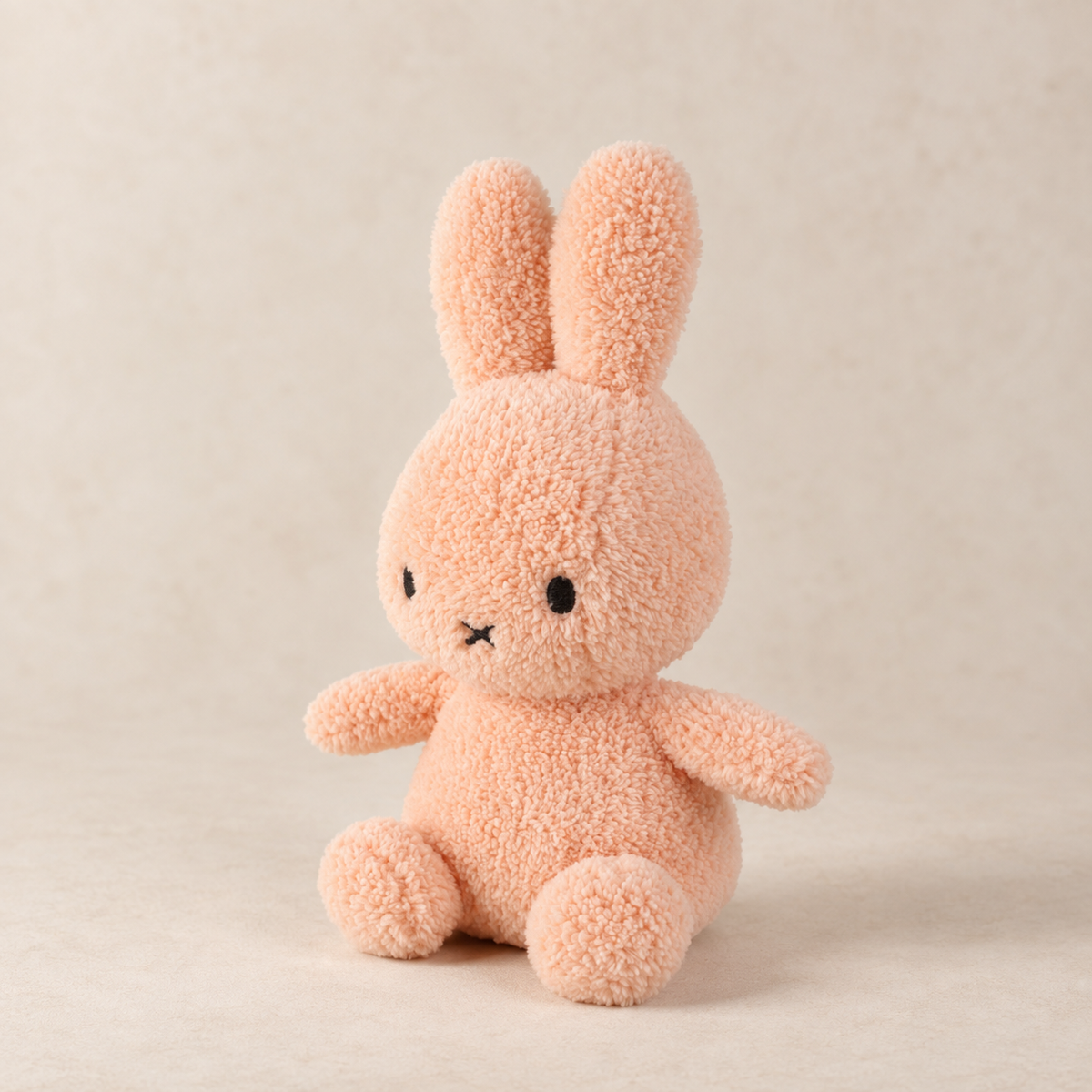 Miffy Terry Plüschfigur 23 cm Peach  Bon Ton Toys