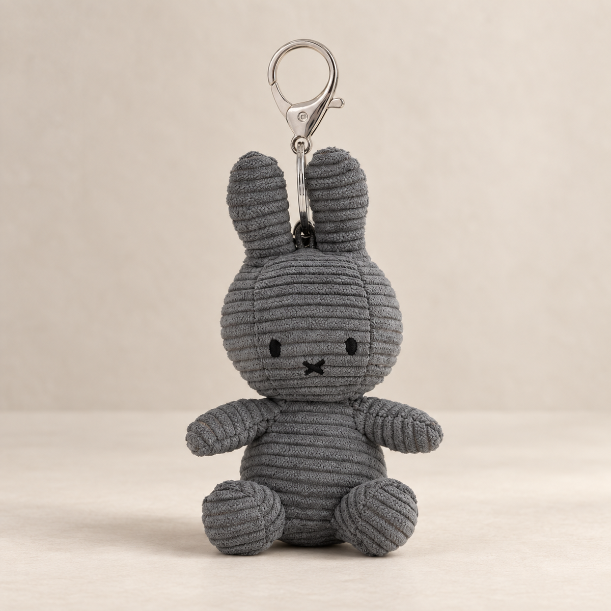 GRAU Miffy Keychain ECO Corduroy 10 cm / 4"  Schlüsselanhänger von Bon Ton Toys