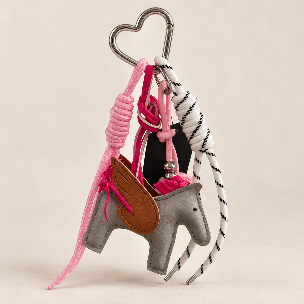 Schlüsselanhänger mit Pferde-Anhänger Grau/Pink
