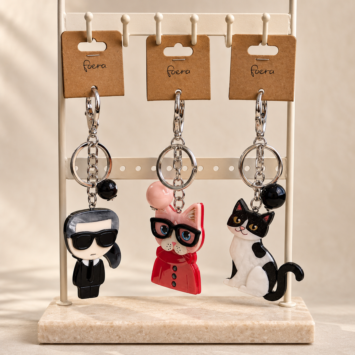 Schlüsselanhänger „Katze mit Brille“  Pink & Rot Anhänger