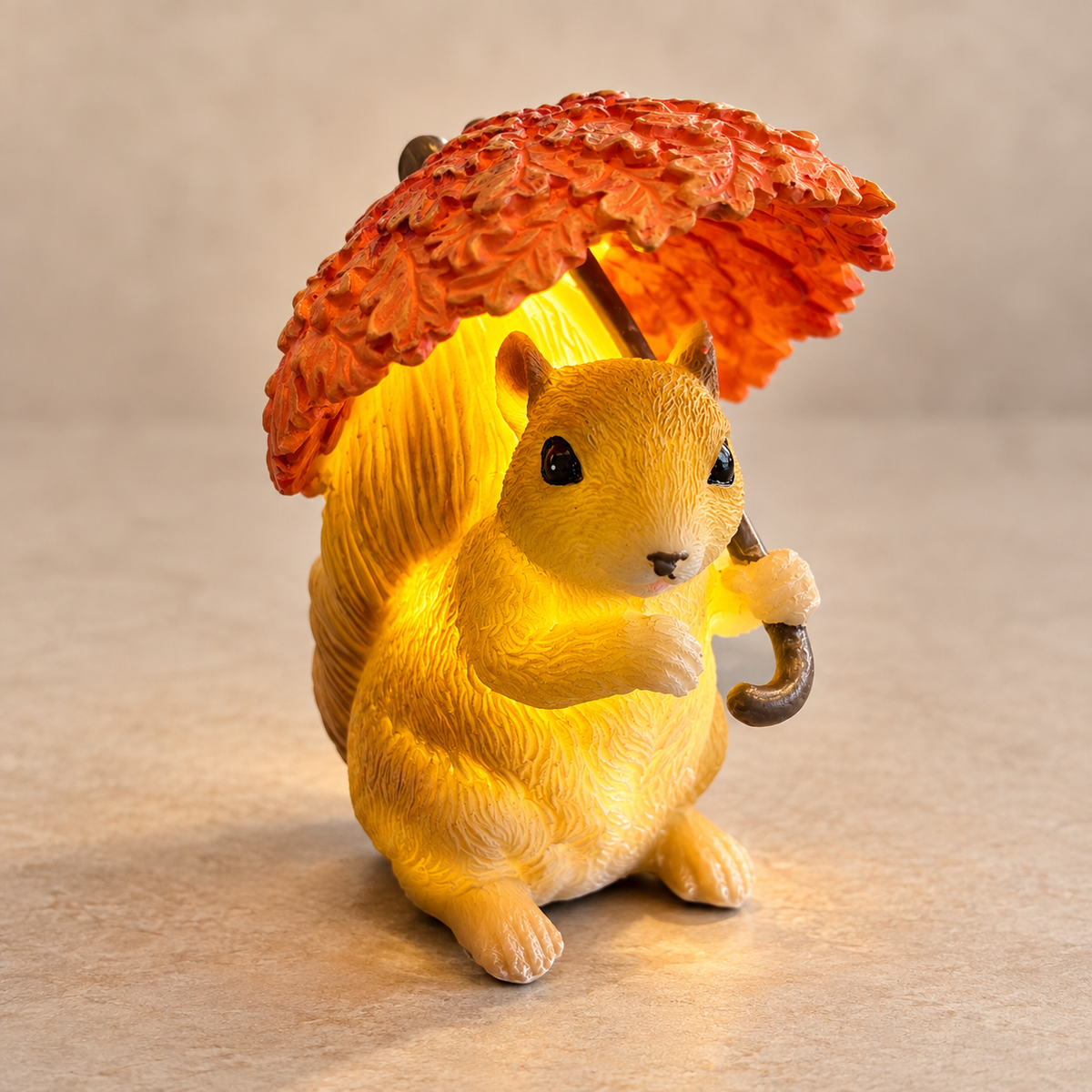 LED-Geschenkset „Eichhörnchen Alfie“  herbstliche Dekofigur mit Schirm