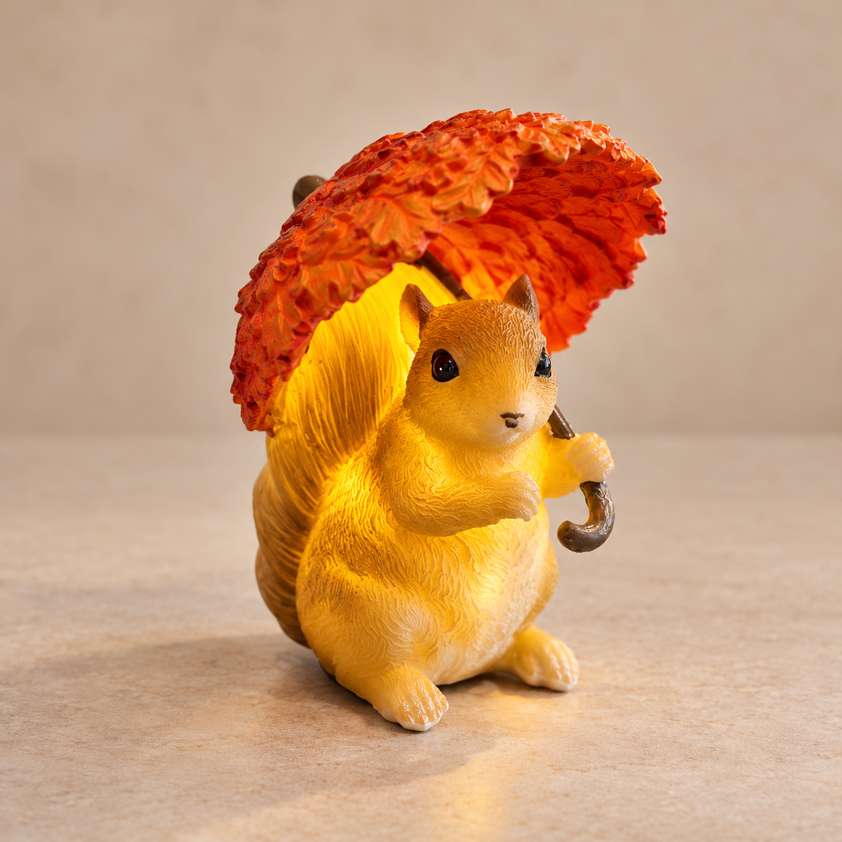 LED-Geschenkset „Eichhörnchen Alfie“  herbstliche Dekofigur mit Schirm